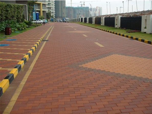 陶瓷顆粒透水磚的優(yōu)勢有哪些？